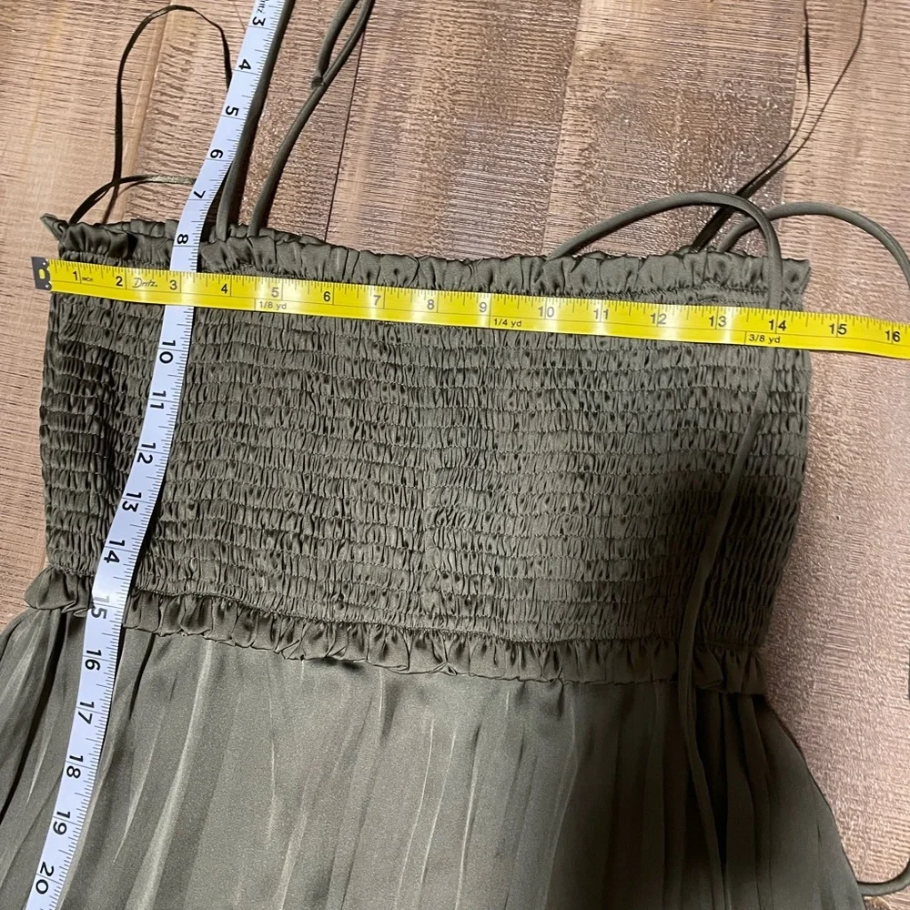 Zara Elegant Olive Green Maxi Dress with adjustable tie straps - Picture 7 of 8